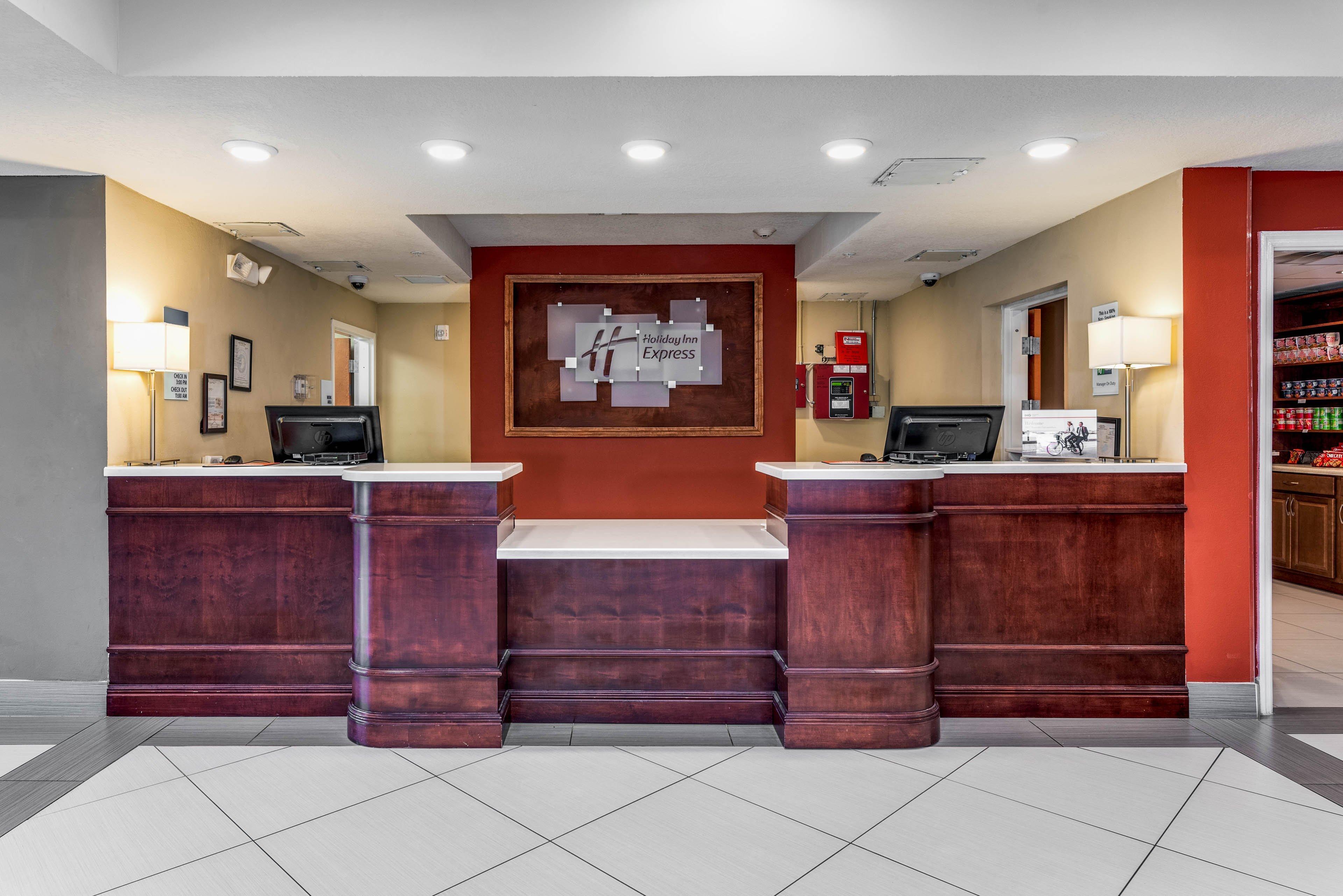 Holiday Inn Express & Suites Lantana By Ihg Dış mekan fotoğraf