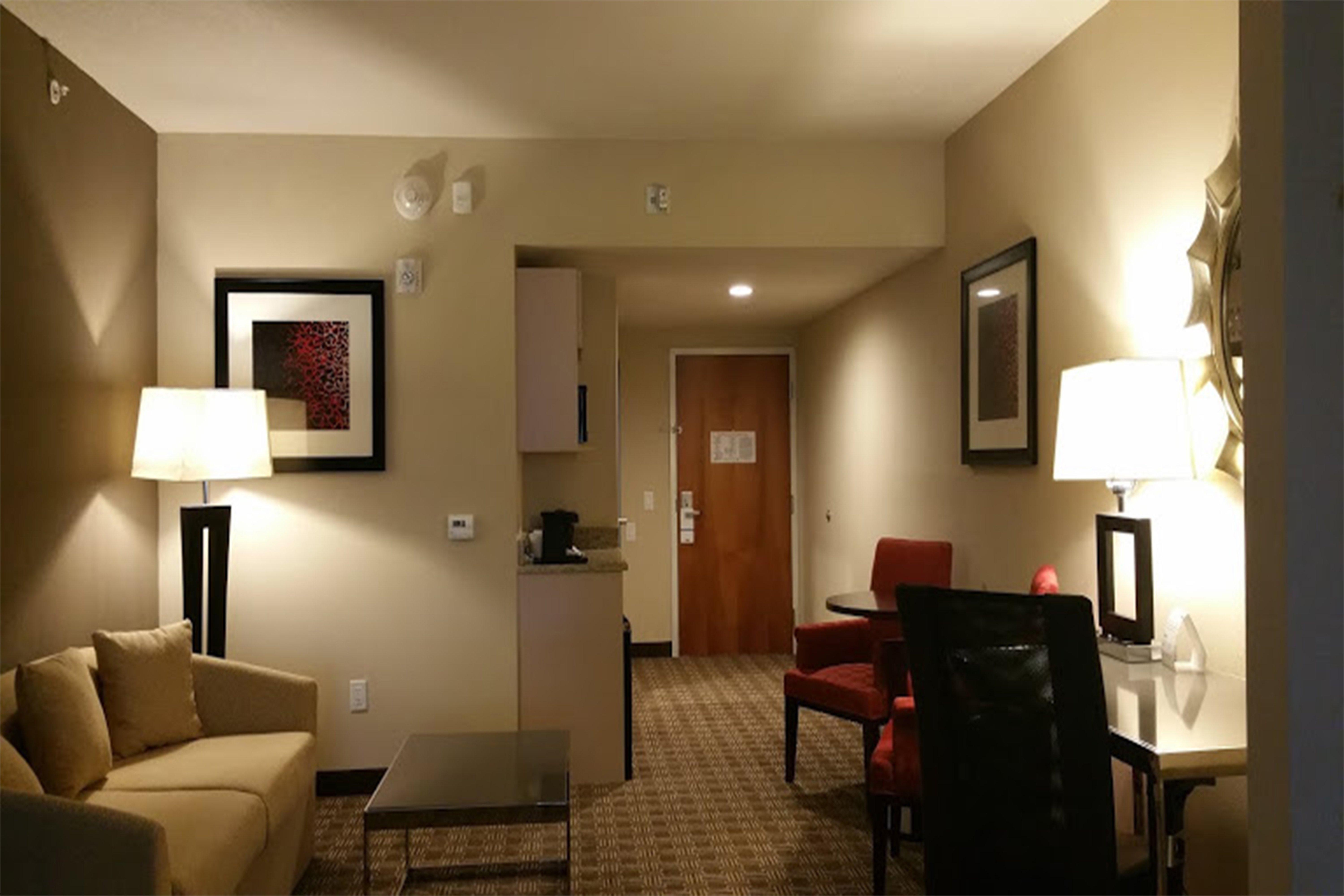 Holiday Inn Express & Suites Lantana By Ihg Dış mekan fotoğraf